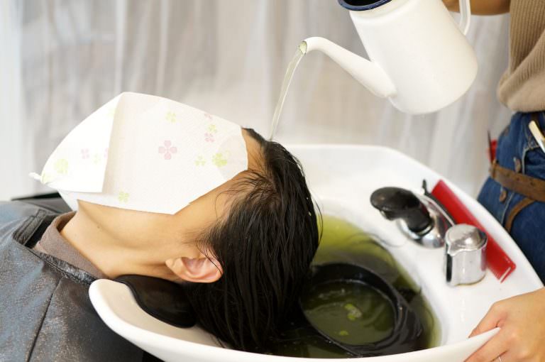 山野式ヘッドスパ・緑茶シロダーラ