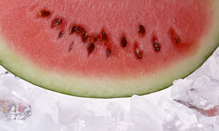 【美髪レシピ】スイカの皮で“夏バテ”を解消する薬膳の知恵