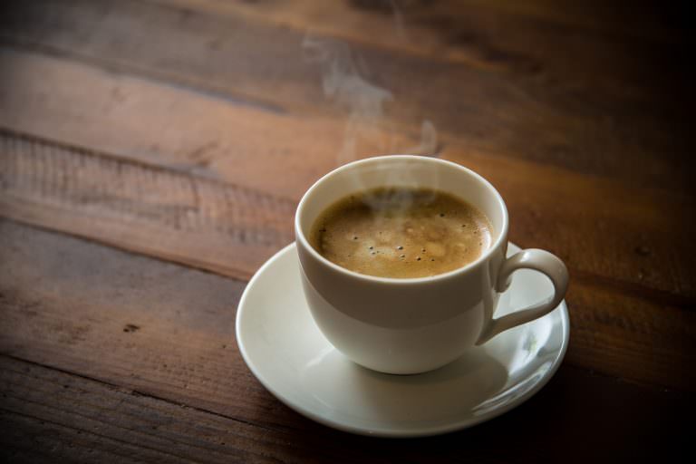 コーヒーや緑茶は本当に体を冷やす? ~美髪のための養生のすすめ⑪~