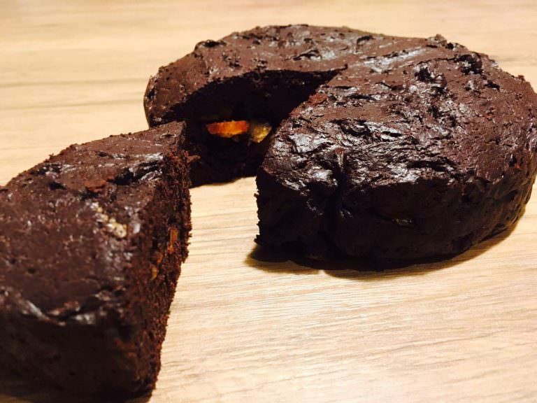 【美髪レシピ】スパイス・チョコレートケーキ~グルテンフリーの簡単レシピ~