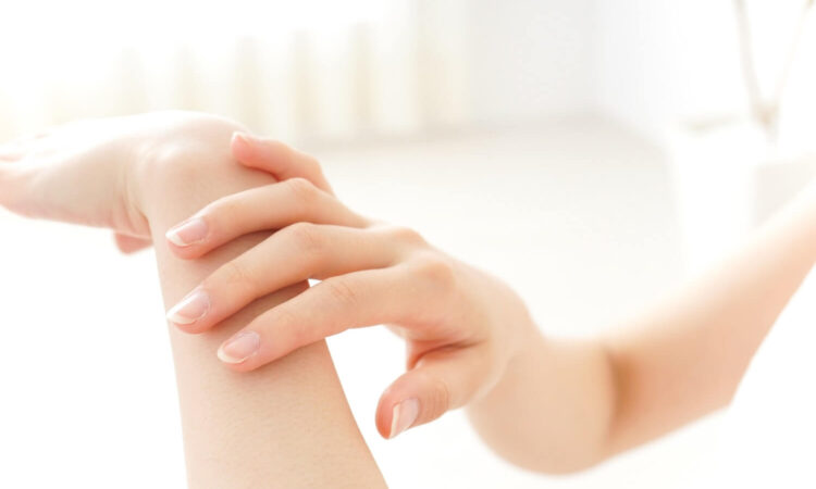 汗が増える季節、ダメージとにおいから頭皮を守るには